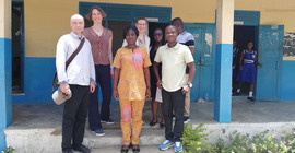 Besuch einer Basic School in Winneba