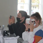 Techniktestung (VR-Brillen) im Geschichtsdidaktikseminar durch Seminarteilnehmende