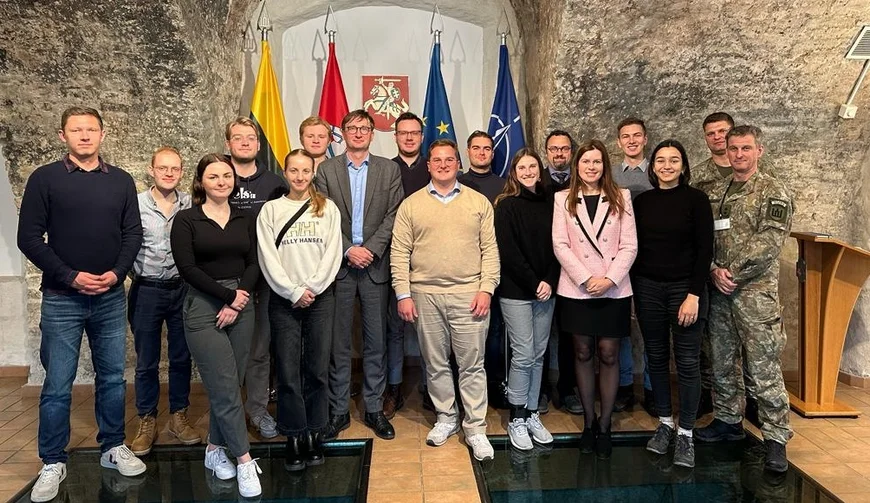 Die Hochschulgruppe im Verteidigungsministerium.