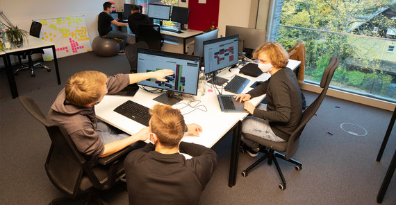 The three “koppla” founders in their office | Photo: Thomas Roese