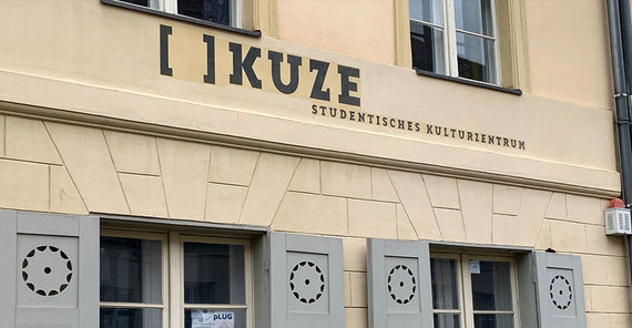 Außenfassade des KuZe