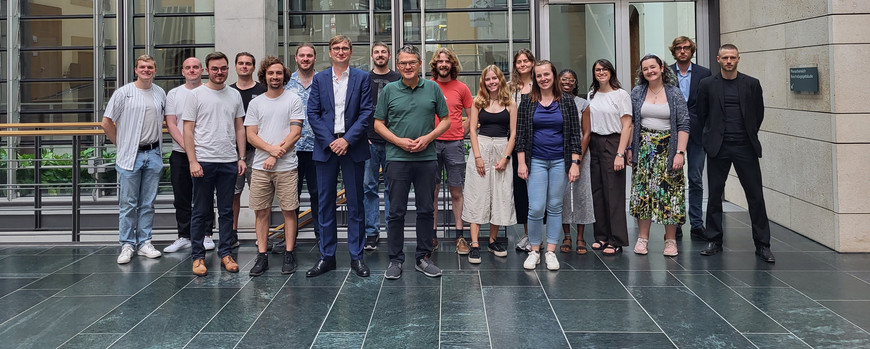 Gruppenbild mit MdB Roderich Kiesewetter im Jakob-Kaiser-Haus