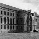 Das Deutsche Rote Kreuz-Präsidialgebäude, um 1943