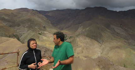 Interreligiöser Dialog auf der Festung Alamut, N. Riemer