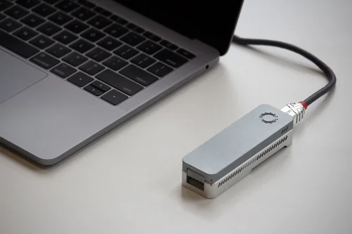 Nanopore sequencing stick connected with a Laptop