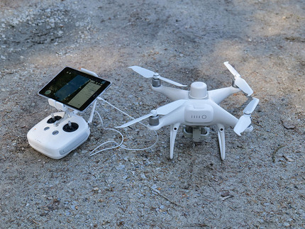 Drohne und Sensoren auf kurz vor Abflug