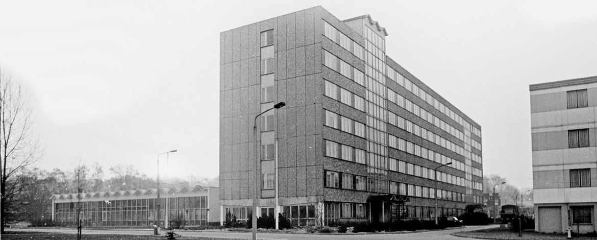 New building for the Academy of Law for the Ministry of State Security in Potsdam, 1989