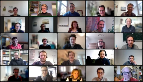 Screenshot of an online meeting with 25 participants in good mood | Foto: Cosmic Sense Consortium