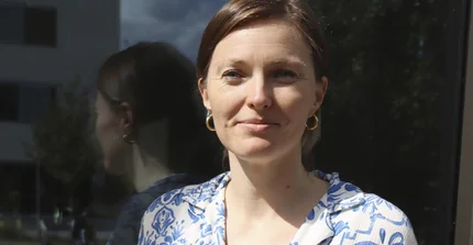 Portraitfoto von Claudia Jänichen
