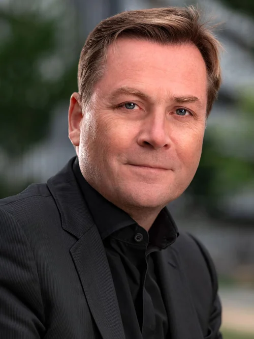 Prof. Oliver Günther