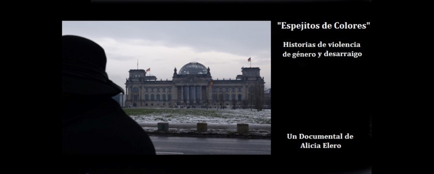 dunkle, menschliche Gestalt vor dem Berliner Reichstag