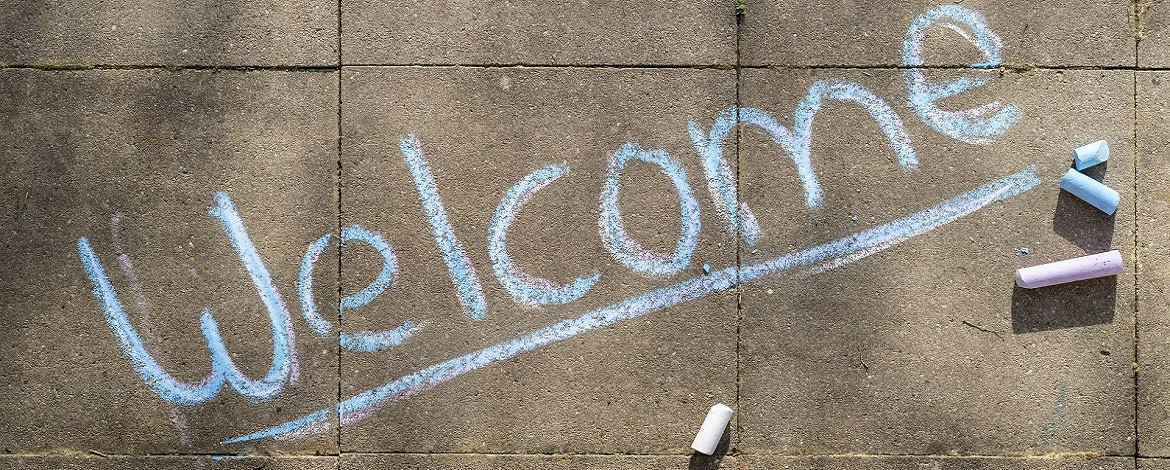 Kreideschriftzug "Welcome" - 