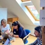 Working on a challenge at the DH Jewish Hackathon 2022.