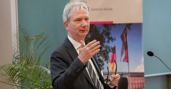 Prof. Dr. Dr. h.c. Wolfgang Schön, Direktor des Max-Planck-Instituts für Steuerrecht und Öffentliche Finanzen in München.