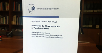 „Philosophie der Menschenrechte in Theorie und Praxis. Über Aufgaben und Grenzen praktischer Philosophie vor dem Hintergrund menschen- und völkerrechtlicher Wirklichkeiten“. | Foto: Norman Weiß