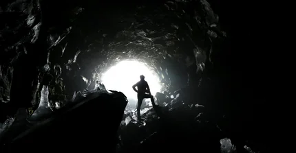 Höhle auf Island
