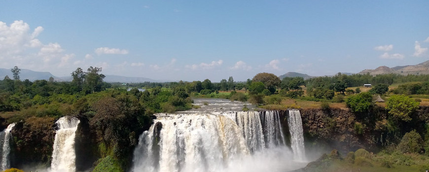 The Blue Nile Falls in a tropical forest near Bahir Dar, Ethiopia.