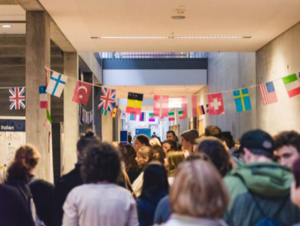 Ländertische beim International Day