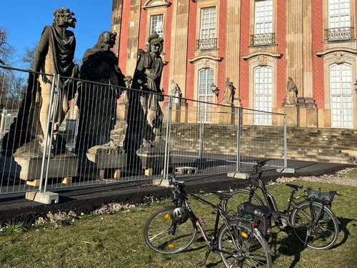 Fahrräder am Neuen Palais