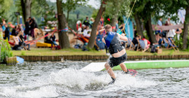 Beim Klitschnass Festival 2019 im Waldbad Templin. | Foto: Tobias Hopfgarten