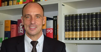 Alumnus Dr. Falk Bernau
