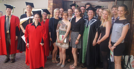 Anglistik-Studierende mit Absolventen der Nort-West University. Foto: Diana Banmann