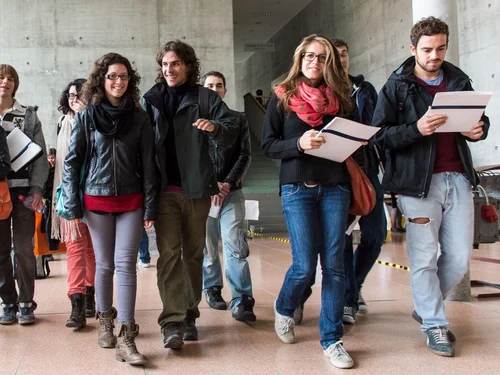 Studenten am Stand-Ort Griebnitzsee der Uni Potsdam, Foto: Karla Fritze