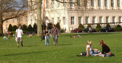 Students on the campus Am Neuen Palais