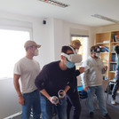 Studierende erproben parallel VR-Brillen 