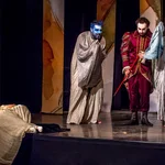 König Prospero mit Geistern und schlafender Prinzessin