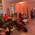 Gäste beim Wissenschaftlichen Friseursalon