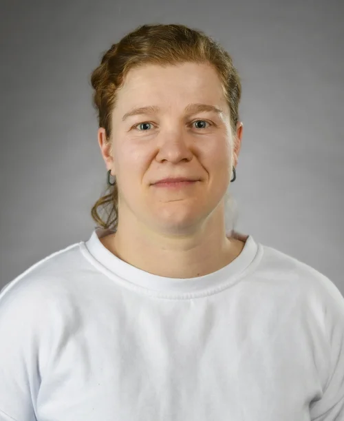Porträt Anja Töppel