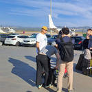 Die Reisegruppe der Studierenden wartet am Flughafen Castellón.