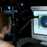 Einmessen der Augen der Testperson