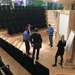 The remarkable open-plan rooms captivate with their excellent acoustics and interior design.
