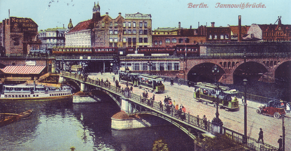 Die Berliner Jannowitzbrücke zu Fontanes Zeiten. Foto: Wikimedia/gemeinfrei