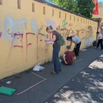 students doing fieldwork in the Zeppelinstraße in Potsdam