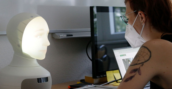 Robot Furhat playing Pentomino at the computational linguistics lab in Golm