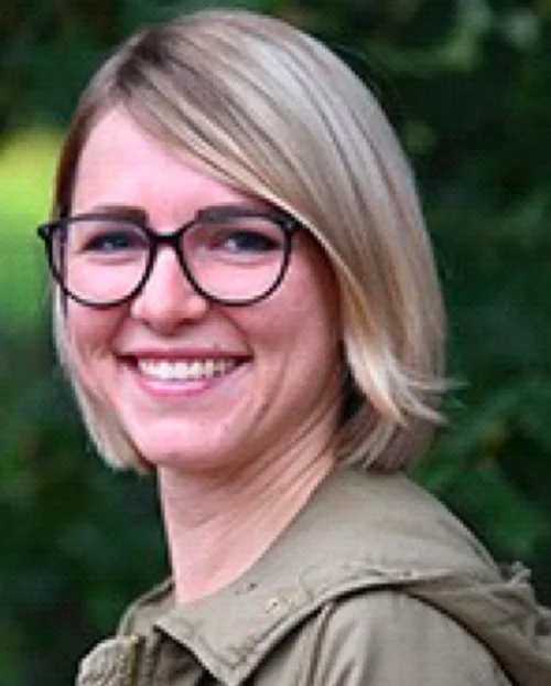 Porträtfoto Tina Hartmann