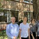 Prof. Dr. Borowski (li.), Leiter des ZeLB, und Katharina Schmitt (2.v.re.), Leiterin des International Office, mit der Schulleitung der Deutschen Schule Montevideo.