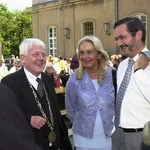 Und schon sind zehn Jahre um: Rektor Prof. Dr. Wolfgang Loschelder (2.v.l.) und Potsdams Oberbürgermeister Matthias Platzeck (2.v.r.) beim ersten Uni-Jubiläum