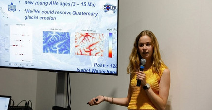 Isabel Wapenhans during her 2-minute poster presentation