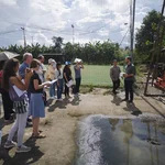 Besichtigung der Landsenkungsobservatoriumseinrichtung und der Grundwassermessstellen in Ca Mau