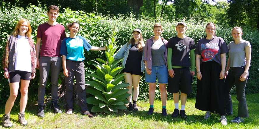 This is the Linde Excursion Team