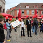 Demonstrationszug in Höhe des Stadtschlossneubaus
