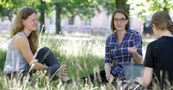 Leonna Szangolies (l.) und Marie-Sophie Rohwäder (r.)