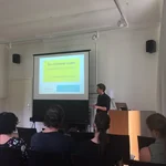 Peer Trilcke während eines Vortrags