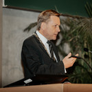 Präsident der Universität Potsdam Prof. Oliver Günther, Ph.D., begrüßt seine Gäste.