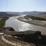 Orange River, border between Namibia and South Africa, water source for Rosh Pinah