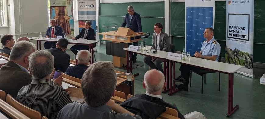Blick in den Hörsaal beim Sicherheitspolitischen Event